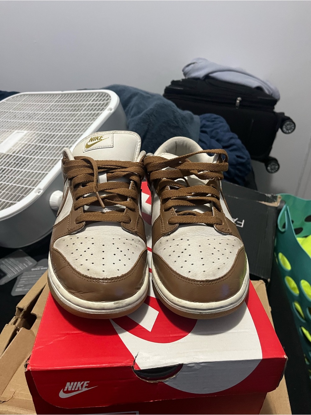 Nike Women’s Low-Top Sneakers - Brown & White